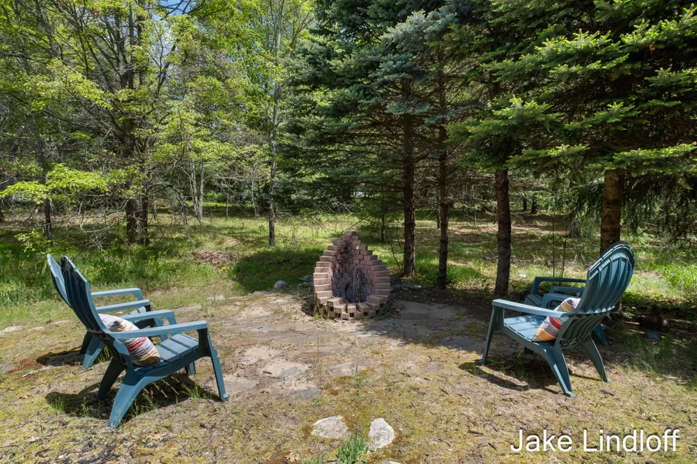 11014 E Royal Road Morton Township, MI 49346