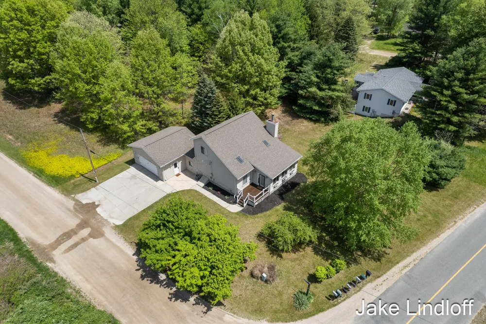 11014 E Royal Road Morton Township, MI 49346