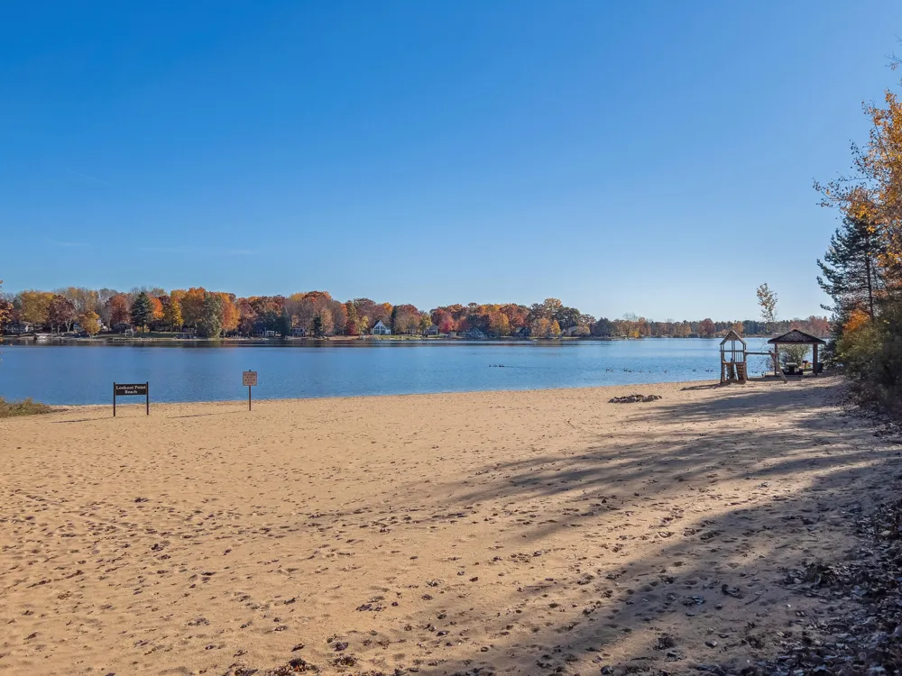 11014 E Royal Road Morton Township, MI 49346