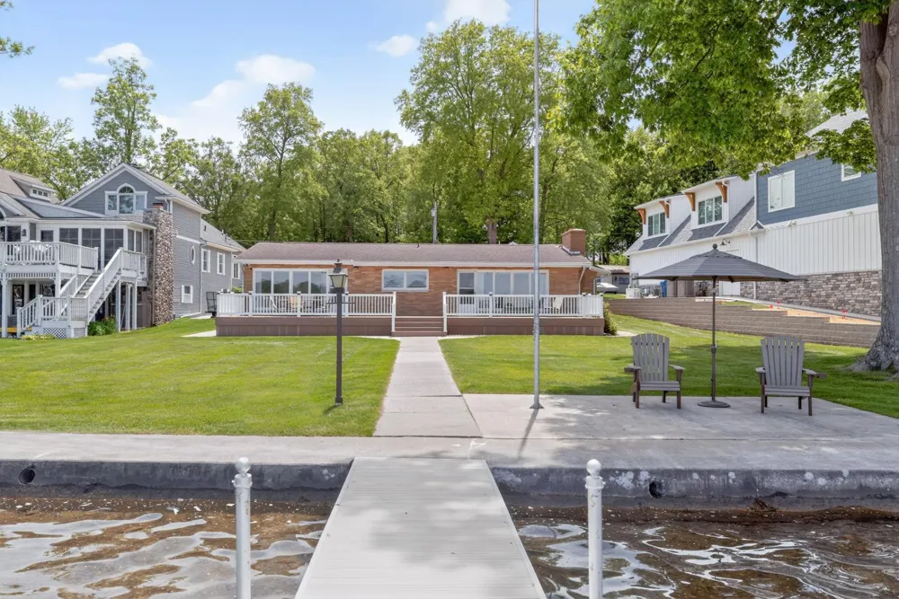 20518 Diamond Shores Drive Penn Township, MI 49031