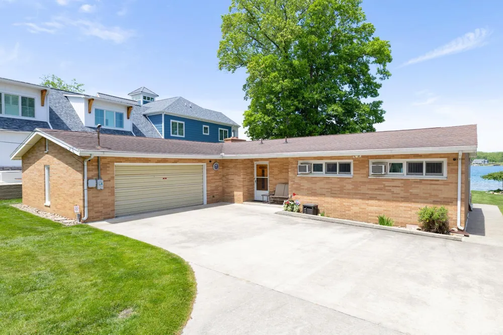 20518 Diamond Shores Drive Penn Township, MI 49031