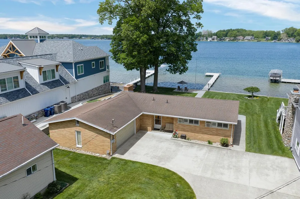 20518 Diamond Shores Drive Penn Township, MI 49031
