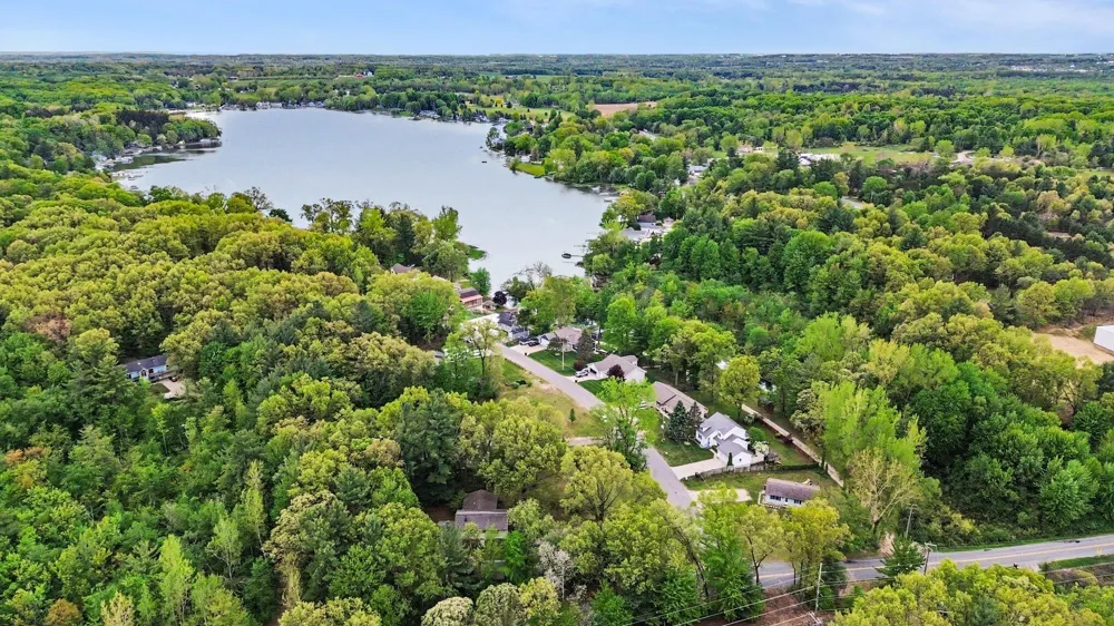 12177 Reyburn Drive NE Algoma Township, MI 49345