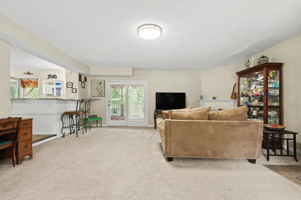 12177 Reyburn Drive NE Algoma Township, MI 49345