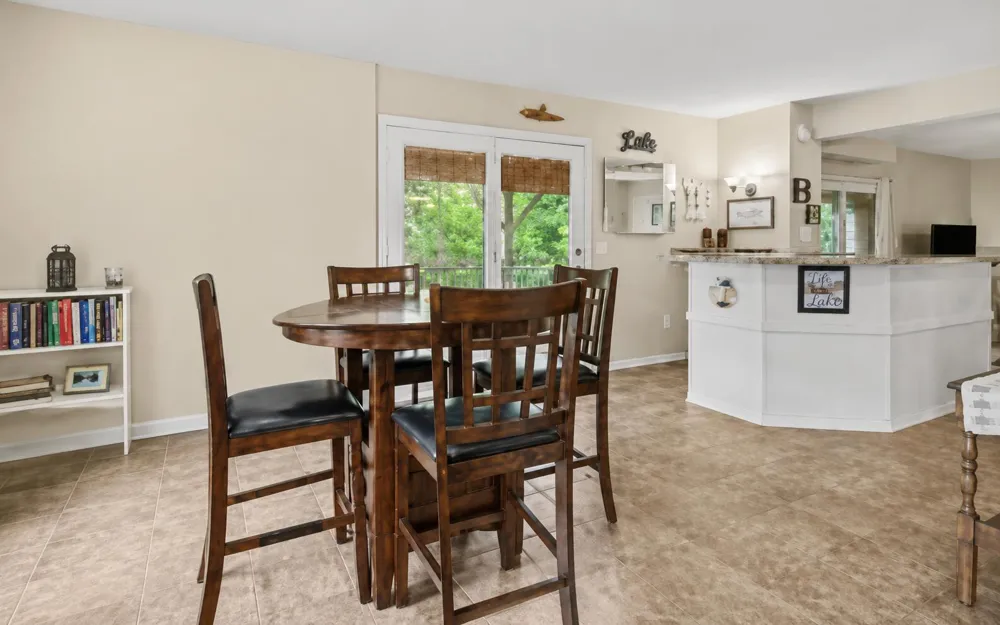12177 Reyburn Drive NE Algoma Township, MI 49345