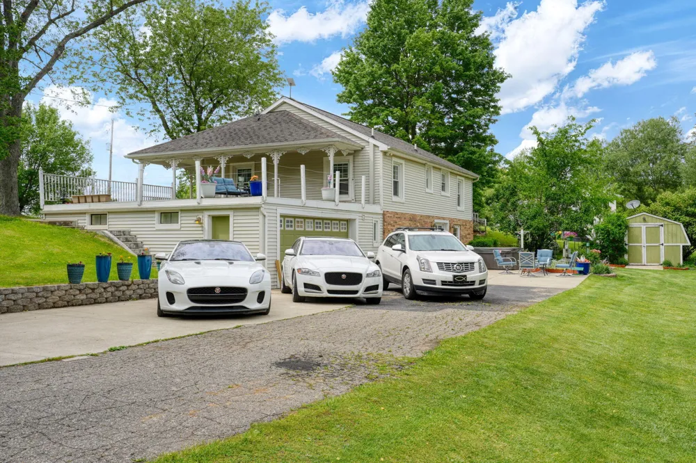 6541 Ackerson Lake Road Napoleon Township, MI 49201