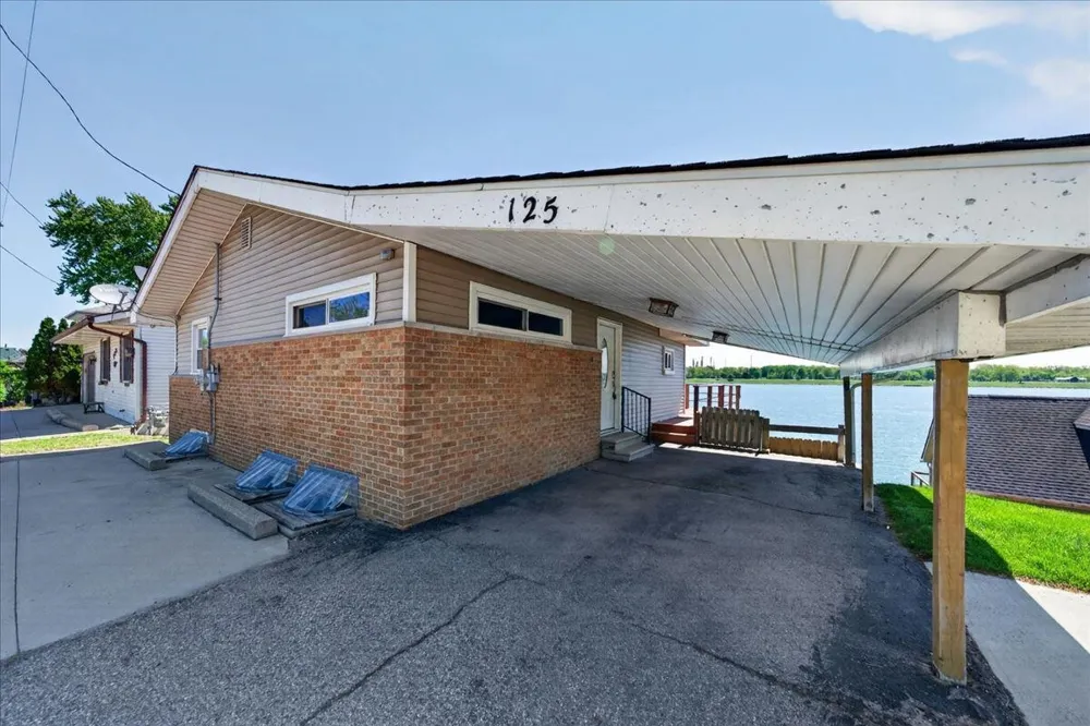 125 Gratiot Boulevard Marysville City, MI 48040
