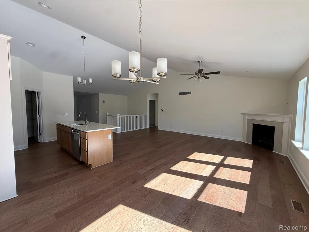 1089 Camellia Circle #31 Marion Township, MI 48843