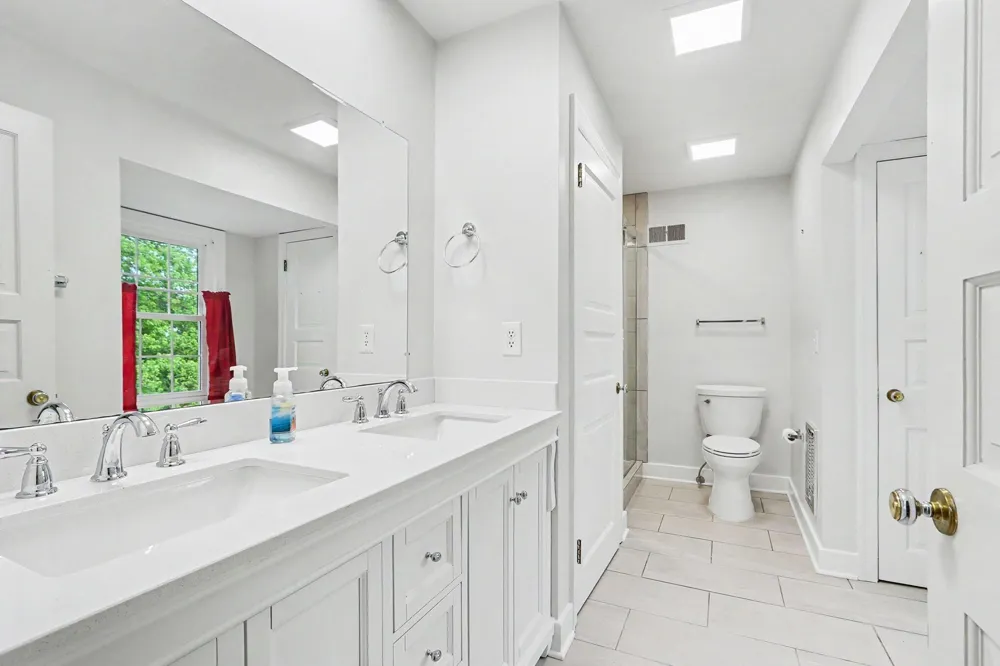 140 Meadowwood Court Decatur Village, MI 49045