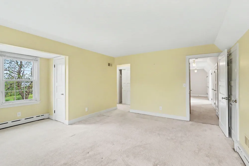 140 Meadowwood Court Decatur Village, MI 49045