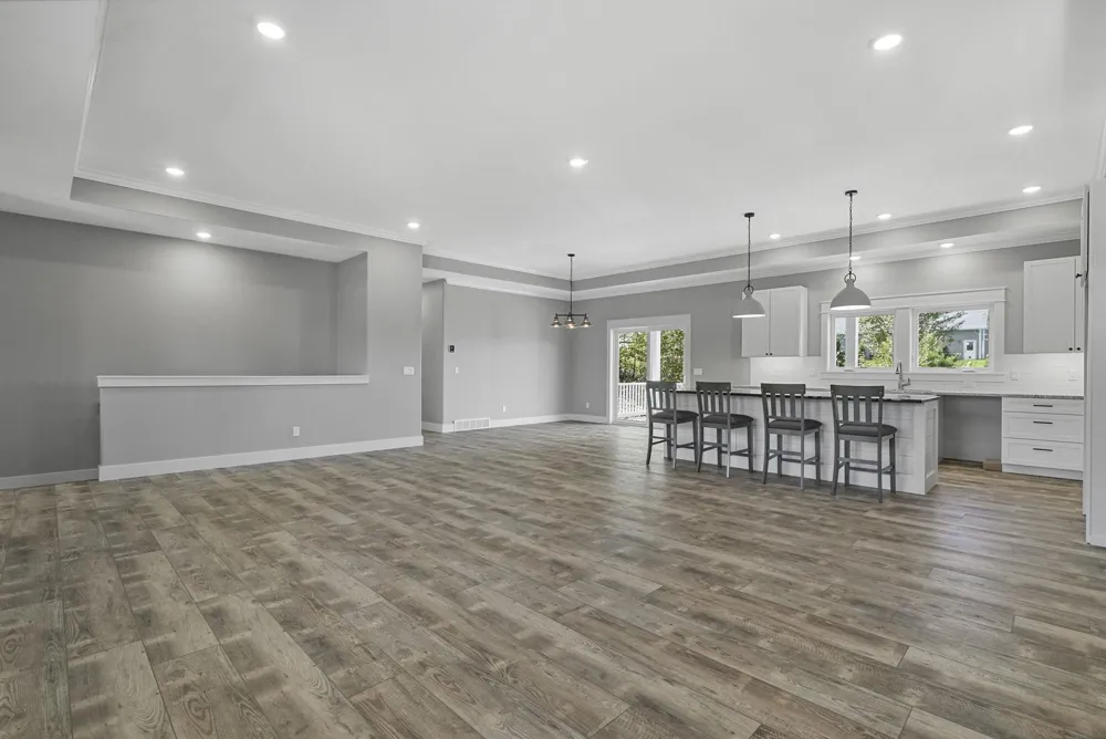 1376 Nightingale Lane Paradise Township, MI 49649