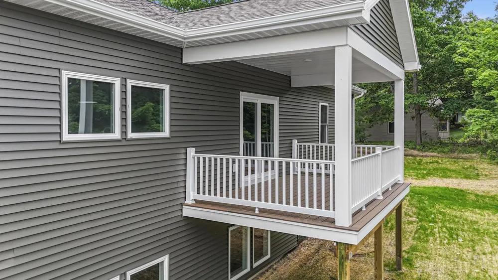 1376 Nightingale Lane Paradise Township, MI 49649