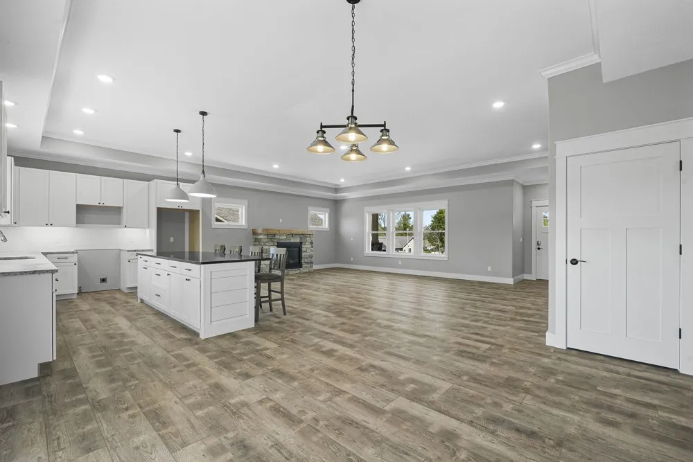 1376 Nightingale Lane Paradise Township, MI 49649