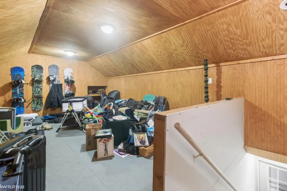 13201 Speaker Road Brockway Township, MI 48097
