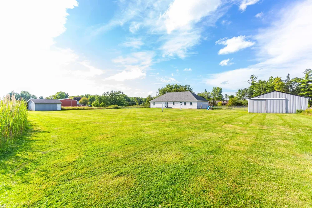 13201 Speaker Road Brockway Township, MI 48097