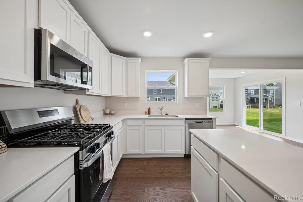 713 Whisperwood Way Chelsea City, MI 48118