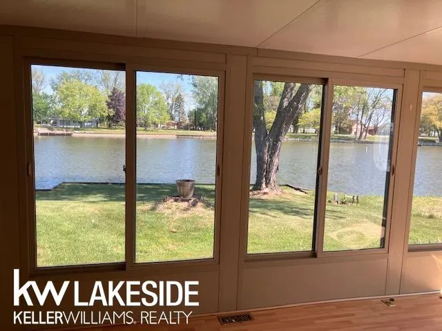 9784 S Shore Drive Caseville Township, MI 48755