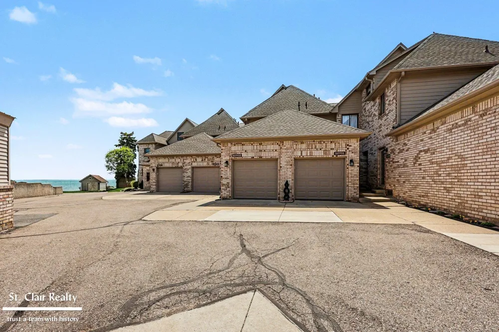 50703 Harbour View Drive New Baltimore City, MI 48047