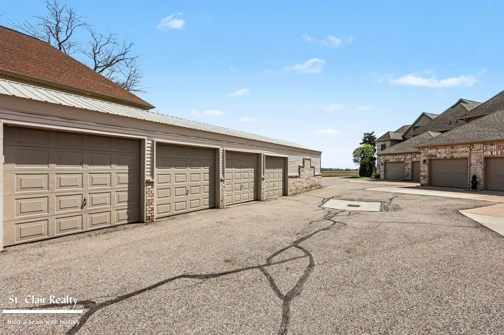 50703 Harbour View Drive New Baltimore City, MI 48047