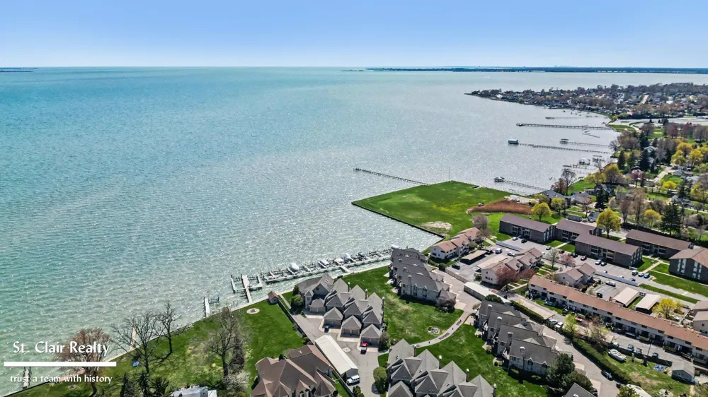 50703 Harbour View Drive New Baltimore City, MI 48047