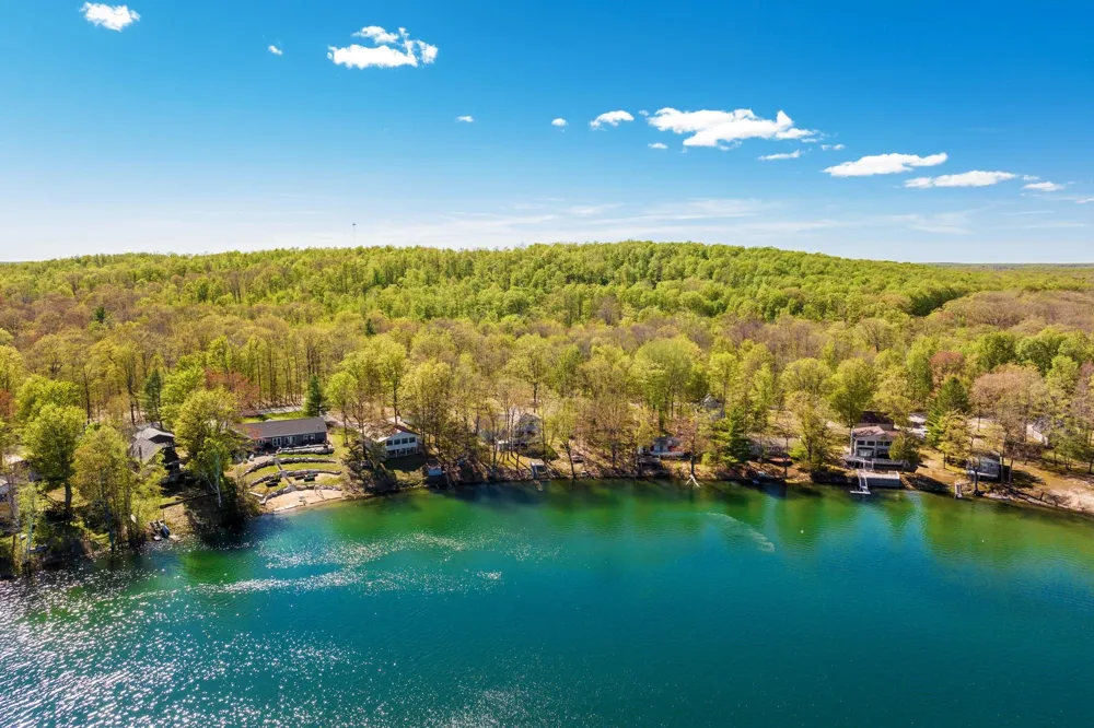 6826 Little Twin Lake Road NE Coldsprings Township, MI 49659
