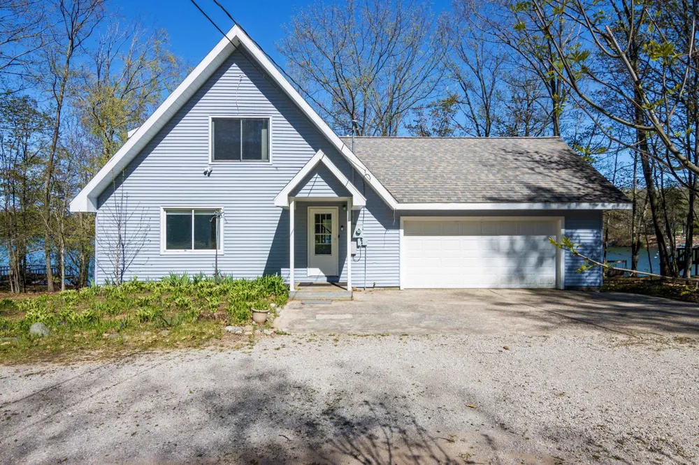 6826 Little Twin Lake Road NE Coldsprings Township, MI 49659