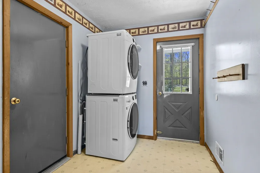6826 Little Twin Lake Road NE Coldsprings Township, MI 49659