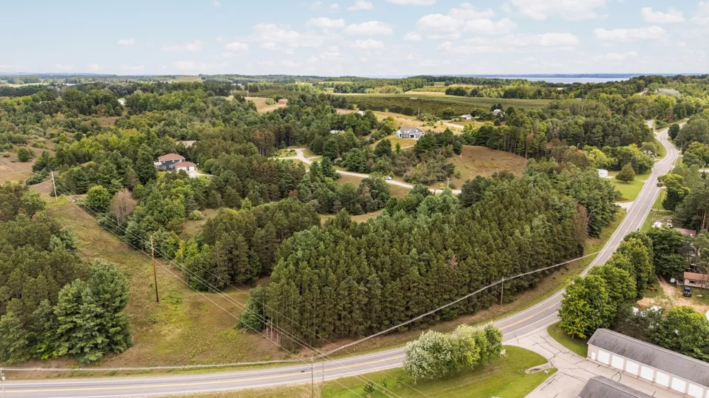 E Bingham Valley Drive Bingham Township, MI 49684