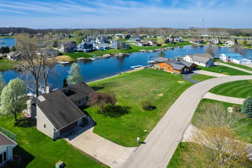 439 Simco Drive Kinderhook Township, MI 49036