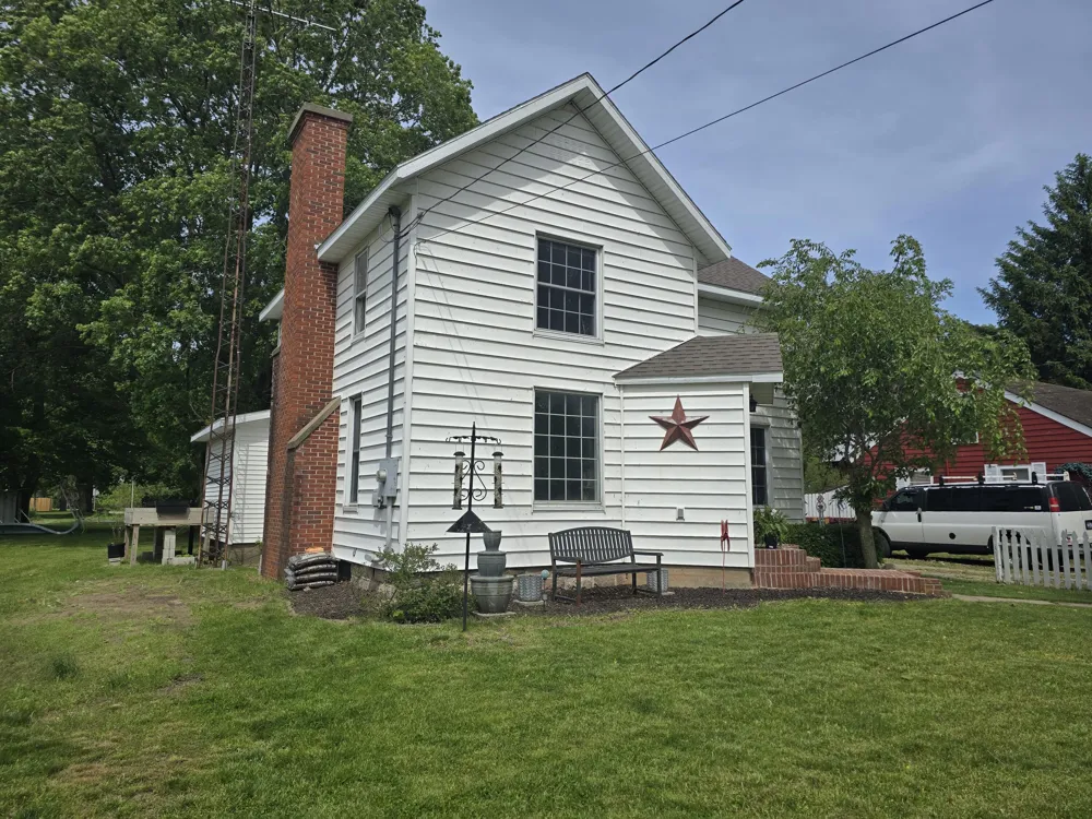 642 Maple Street Colon Village, MI 49040