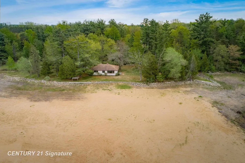 5242 Ostlund Drive Billings Township, MI 48628