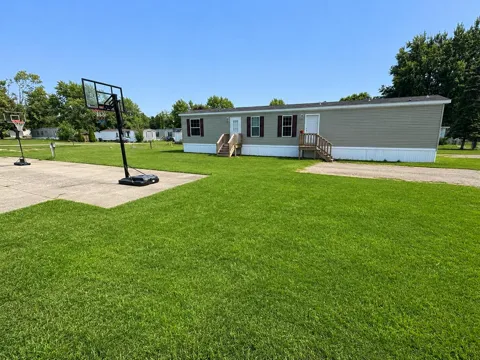 1362 Michigan #89-183