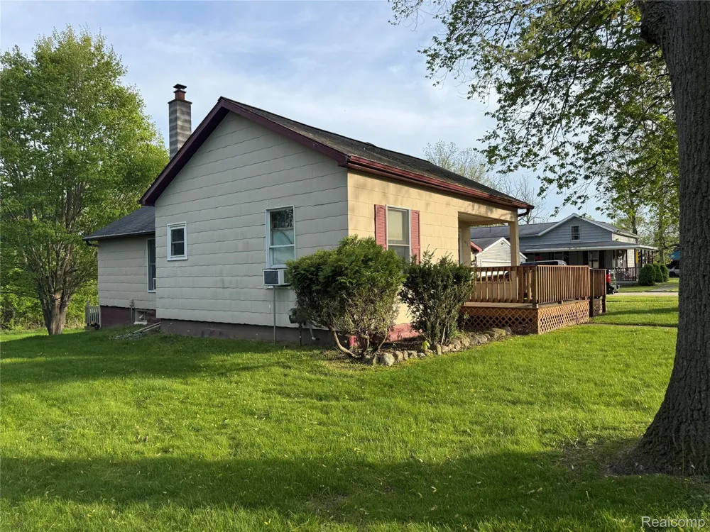 301 S Main Street Tuscola Township, MI 48768