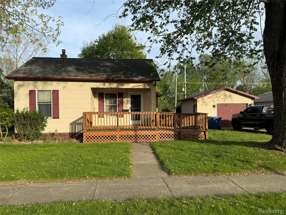 301 S Main Street Tuscola Township, MI 48768