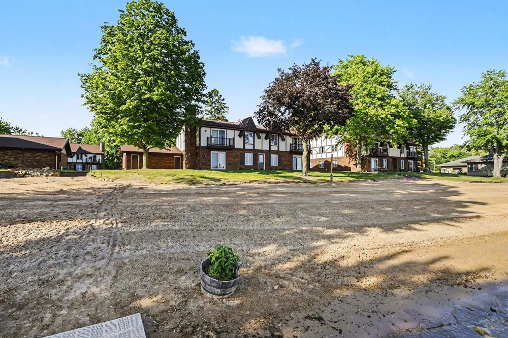 5410 Country Aire Drive #14 Coloma Charter Township, MI 49038