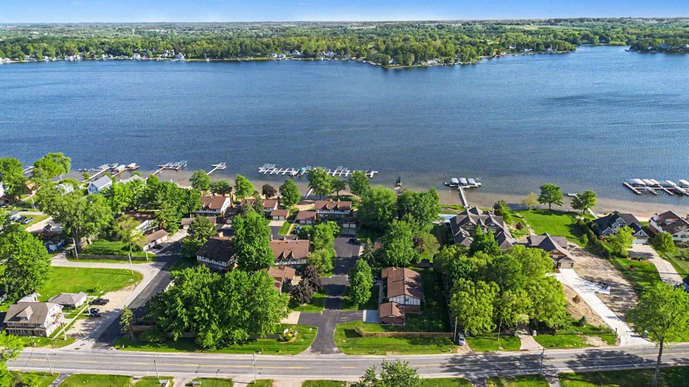 5410 Country Aire Drive #14 Coloma Charter Township, MI 49038