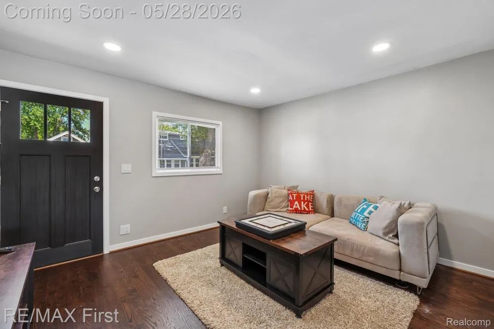 9403 Buckingham Street White Lake Charter Township, MI 48386