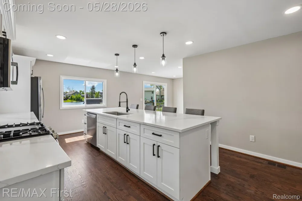 9403 Buckingham Street White Lake Charter Township, MI 48386