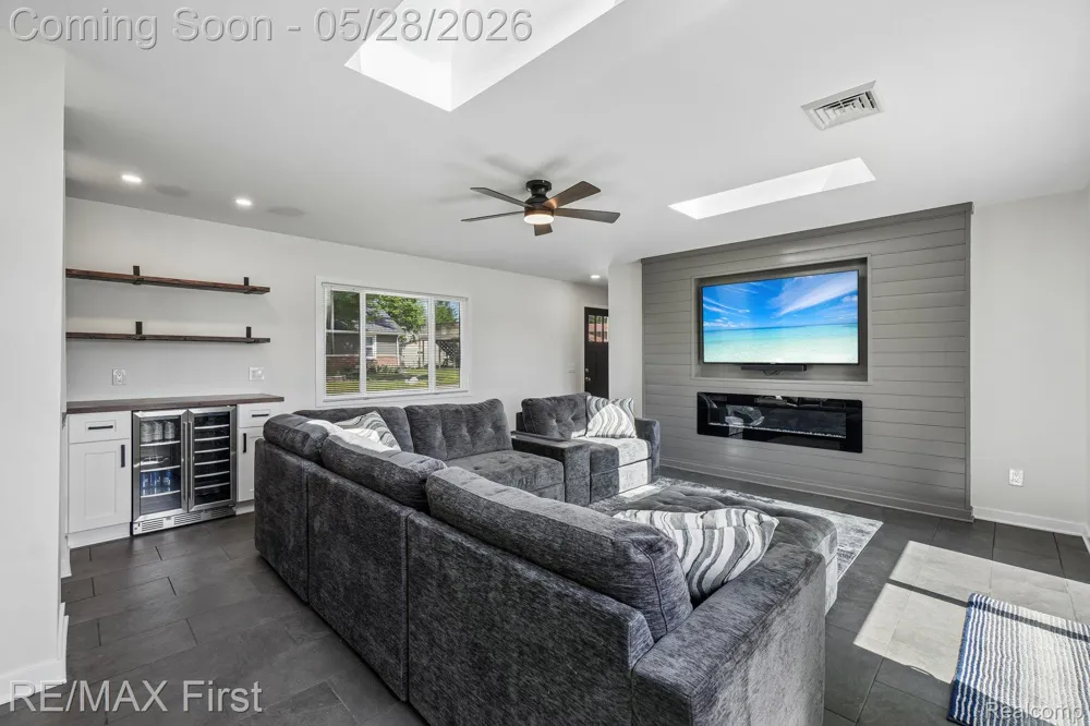9403 Buckingham Street White Lake Charter Township, MI 48386