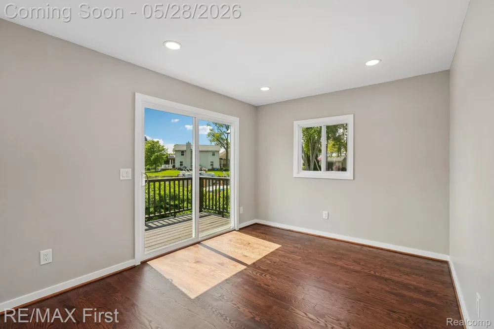 9403 Buckingham Street White Lake Charter Township, MI 48386
