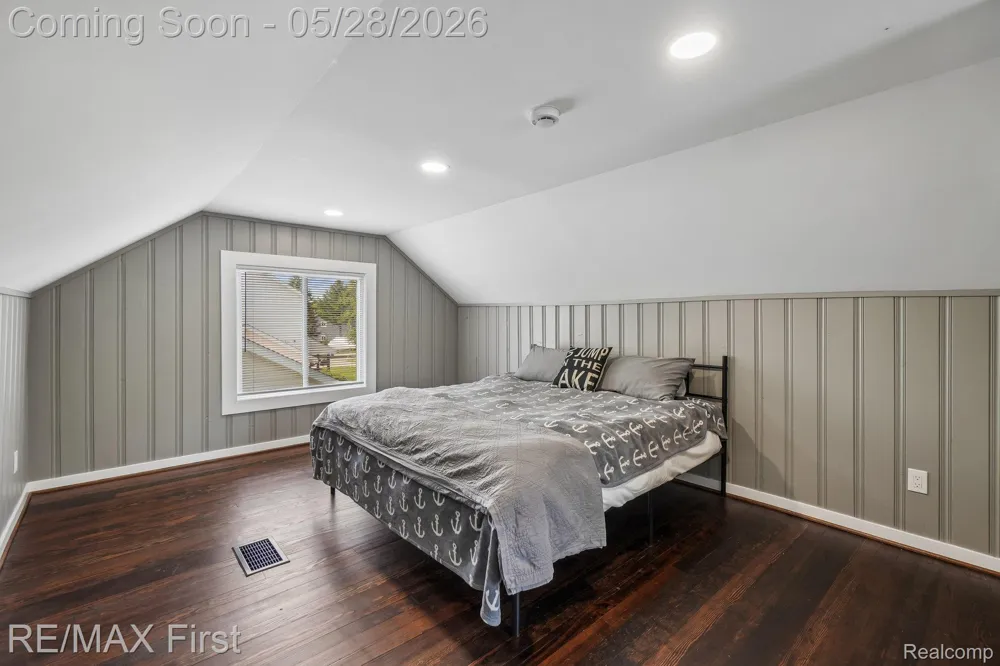 9403 Buckingham Street White Lake Charter Township, MI 48386