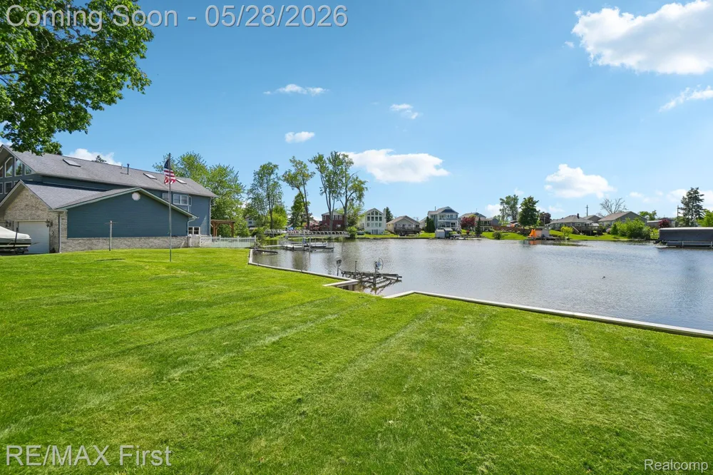 9403 Buckingham Street White Lake Charter Township, MI 48386