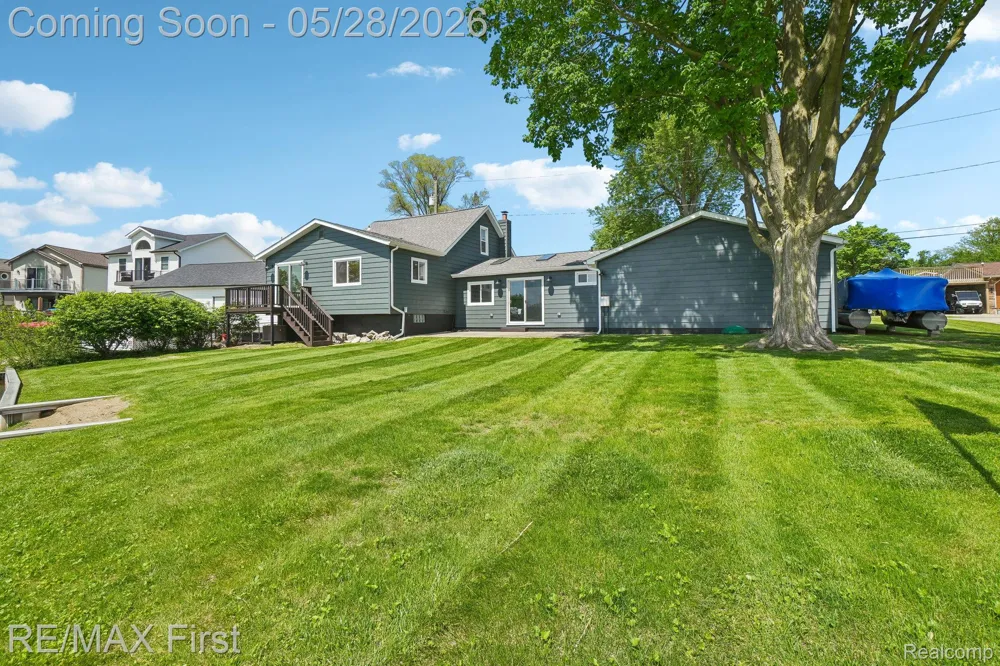 9403 Buckingham Street White Lake Charter Township, MI 48386