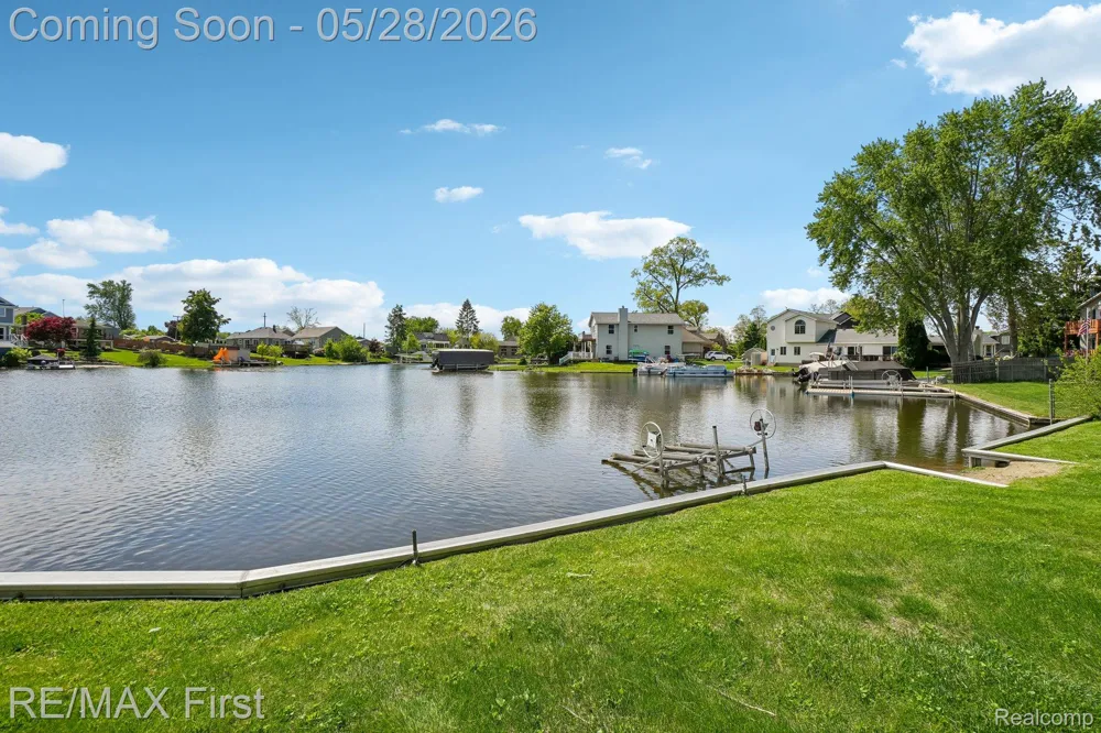 9403 Buckingham Street White Lake Charter Township, MI 48386