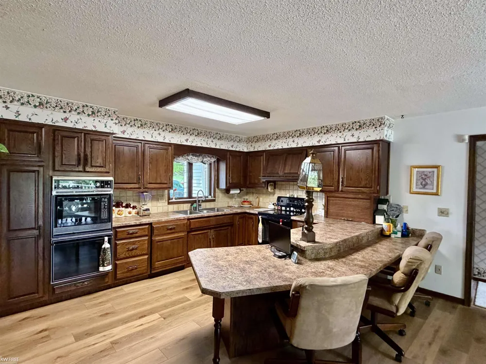 7432 River Road Flushing Charter Township, MI 48433