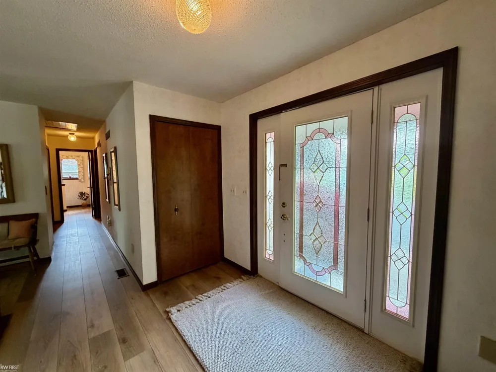 7432 River Road Flushing Charter Township, MI 48433