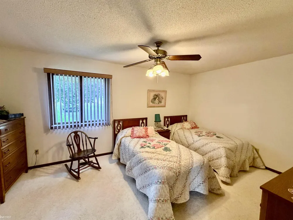 7432 River Road Flushing Charter Township, MI 48433
