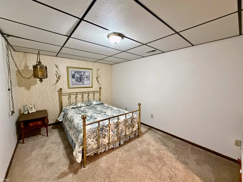 7432 River Road Flushing Charter Township, MI 48433
