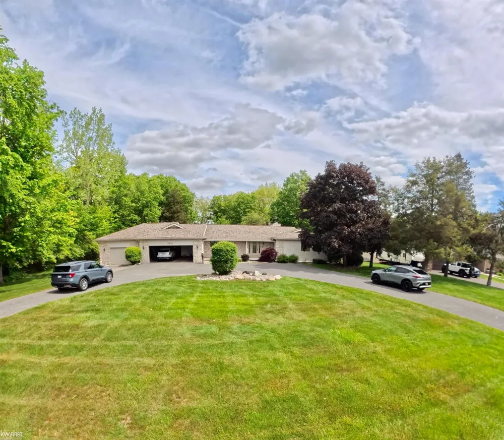 7432 River Road Flushing Charter Township, MI 48433