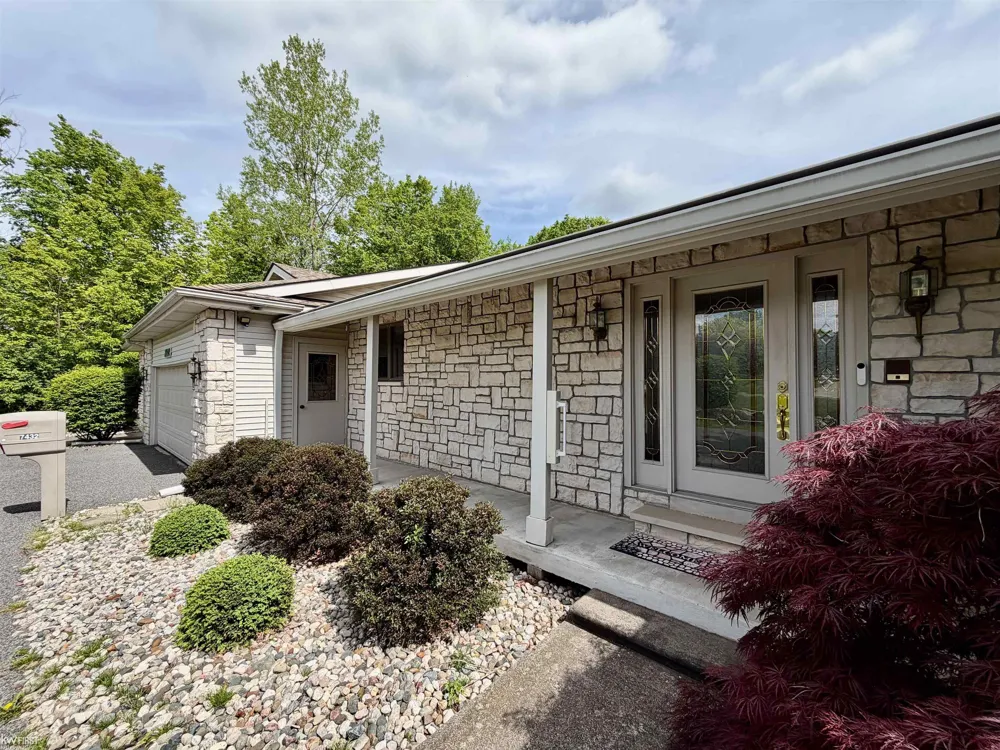 7432 River Road Flushing Charter Township, MI 48433